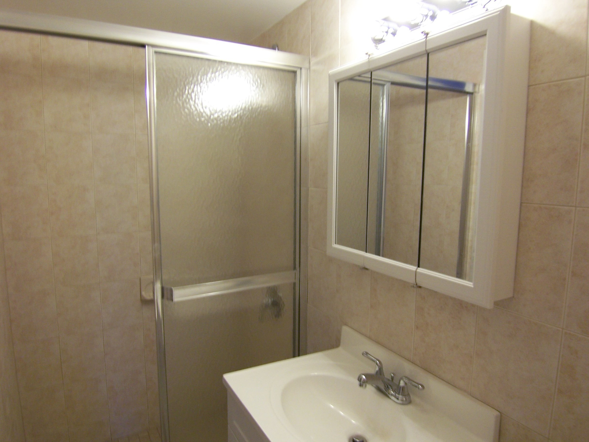 418 East 14th Street, Unit 4 Manhattan, NY 10009 - Photo 4 of 5