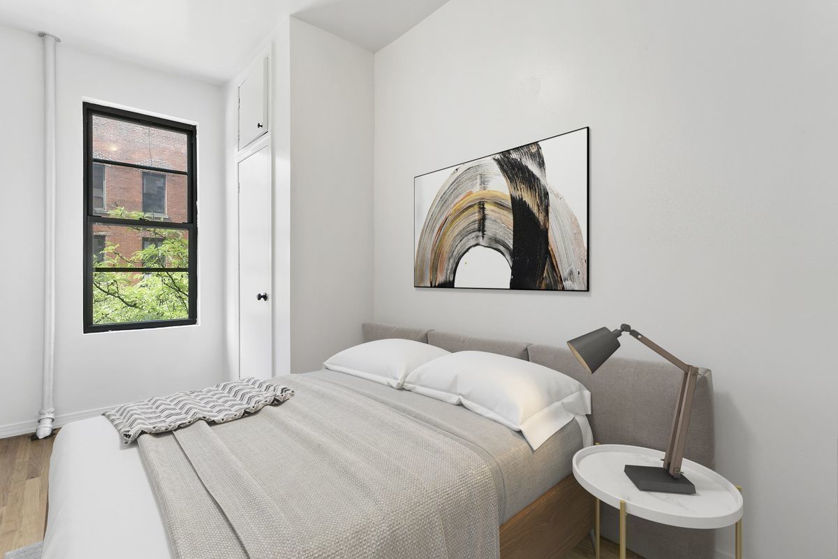 401 West 47th Street, Unit 7 Manhattan, NY 10036 - Photo 4 of 7