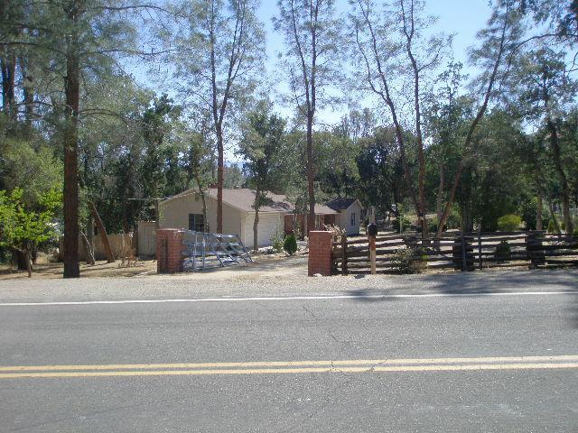 325 Evans Road Wofford Heights, CA 93285 - Photo 12 of 14 Front