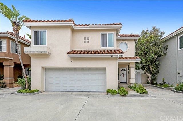 $820,000 | 209 Calabria Court, Costa Mesa, CA 92627