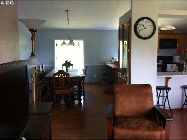 1454 Brislawn Loop Road White Salmon, WA 98672 - Photo 12 of 20 Gallery Image 12