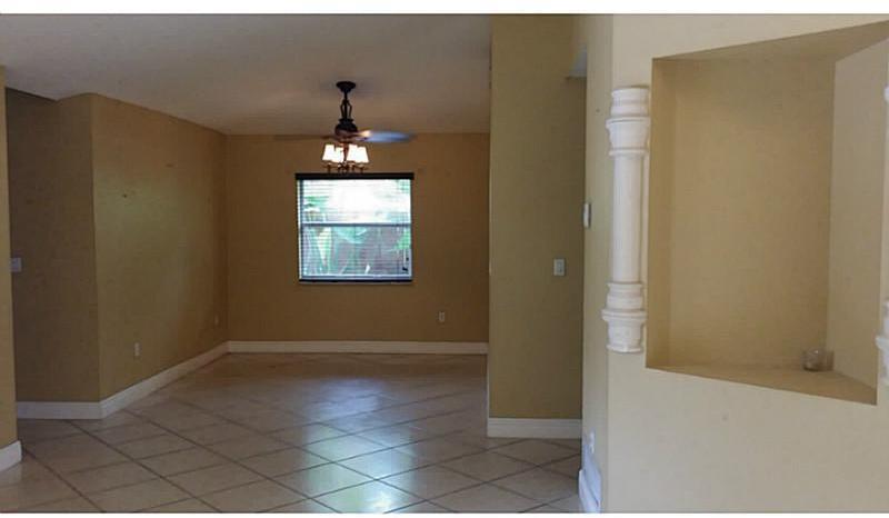 14821 Southwest 178th Terrace Miami, FL 33187 - Photo 4 of 18