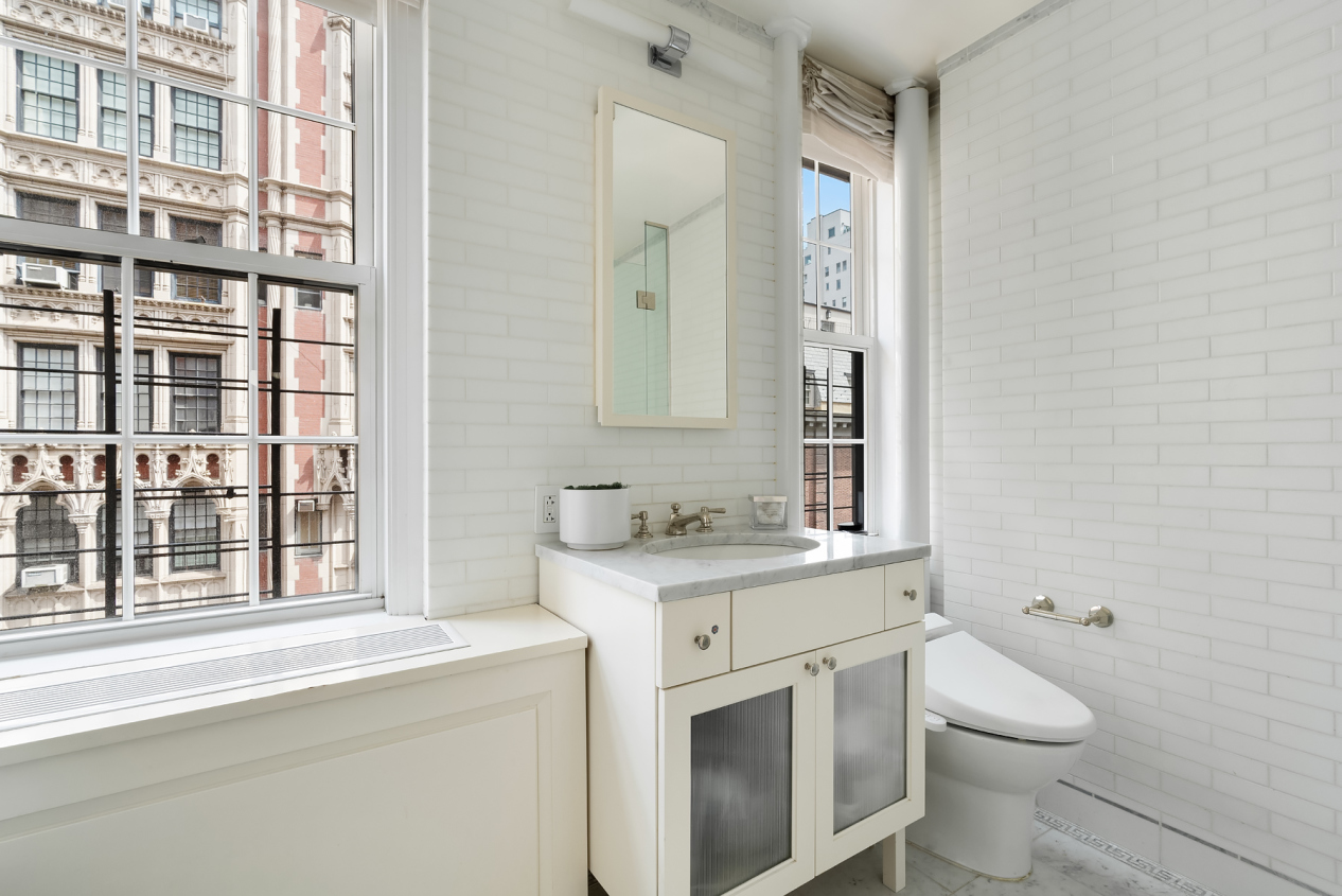 40 East 66th Street, Unit 8B Manhattan, NY 10065 - Photo 16 of 28