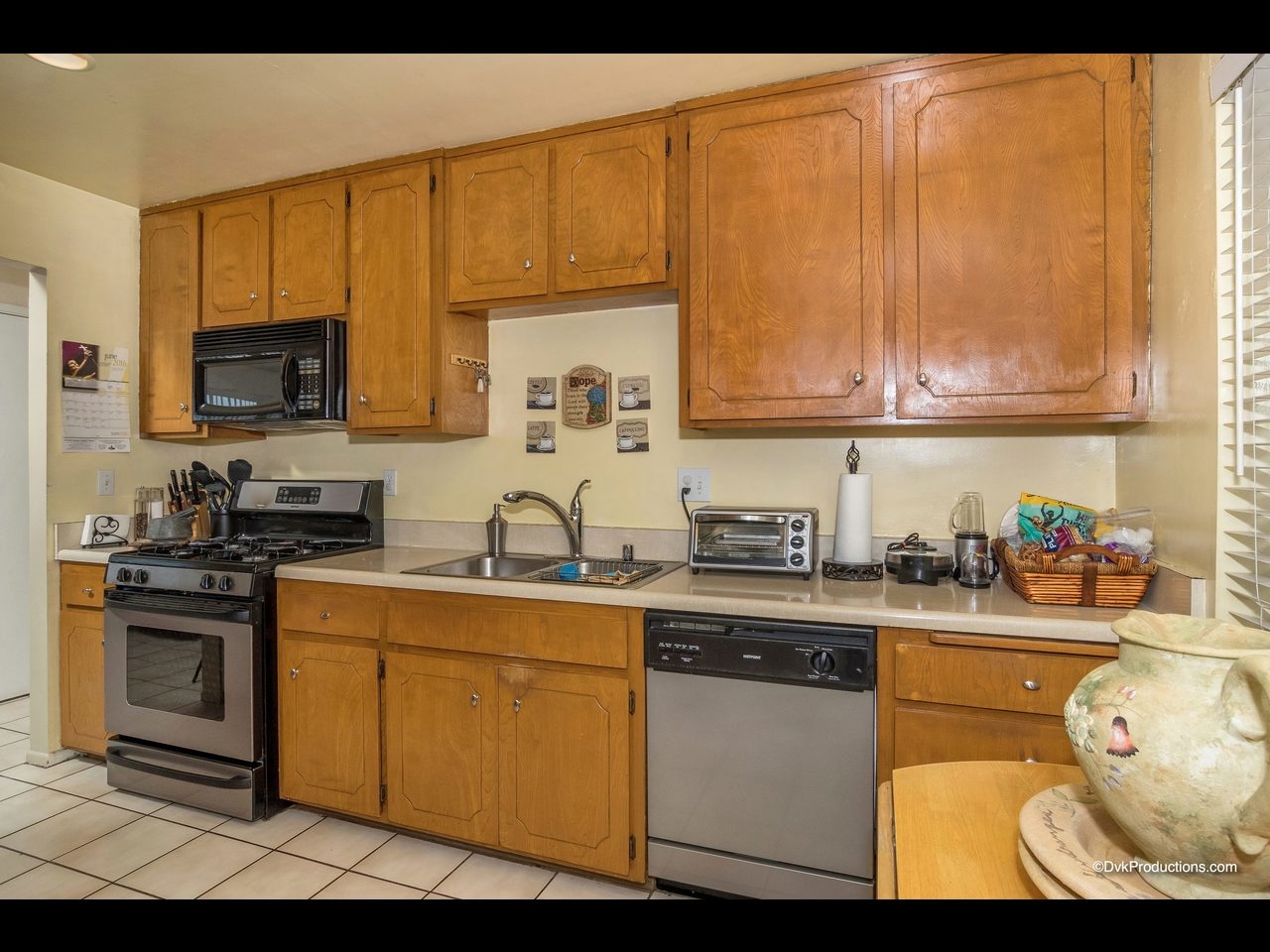 1012 South Rancho Santa Fe Road San Marcos, CA 92078 - Photo 10 of 25