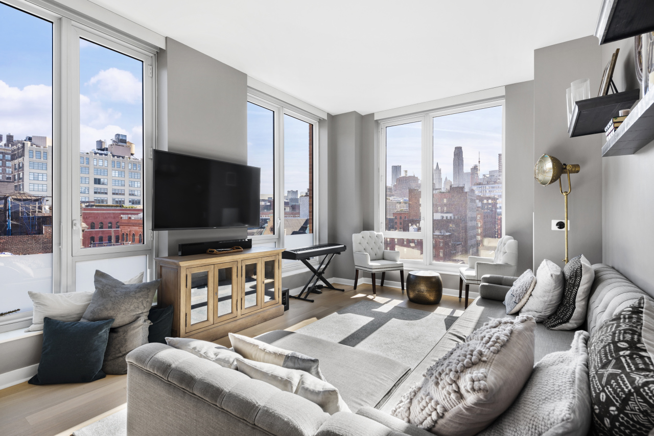 456 Washington Street, Unit 9H Manhattan, NY 10013 - Photo 2 of 12