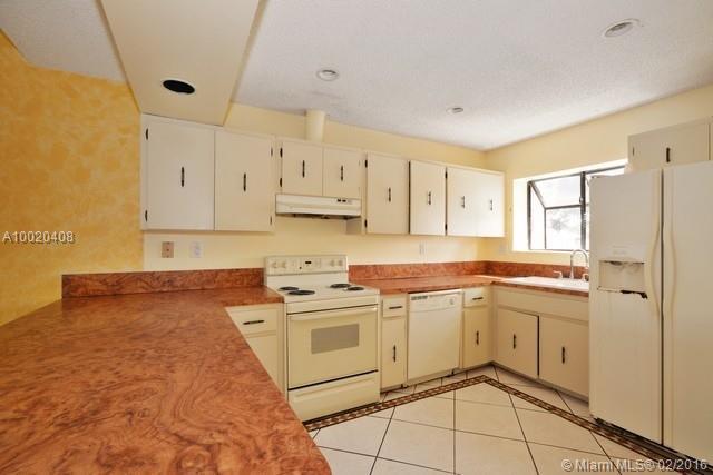 703 Banks Road, Unit 1 Margate, FL 33063 - Photo 5 of 24