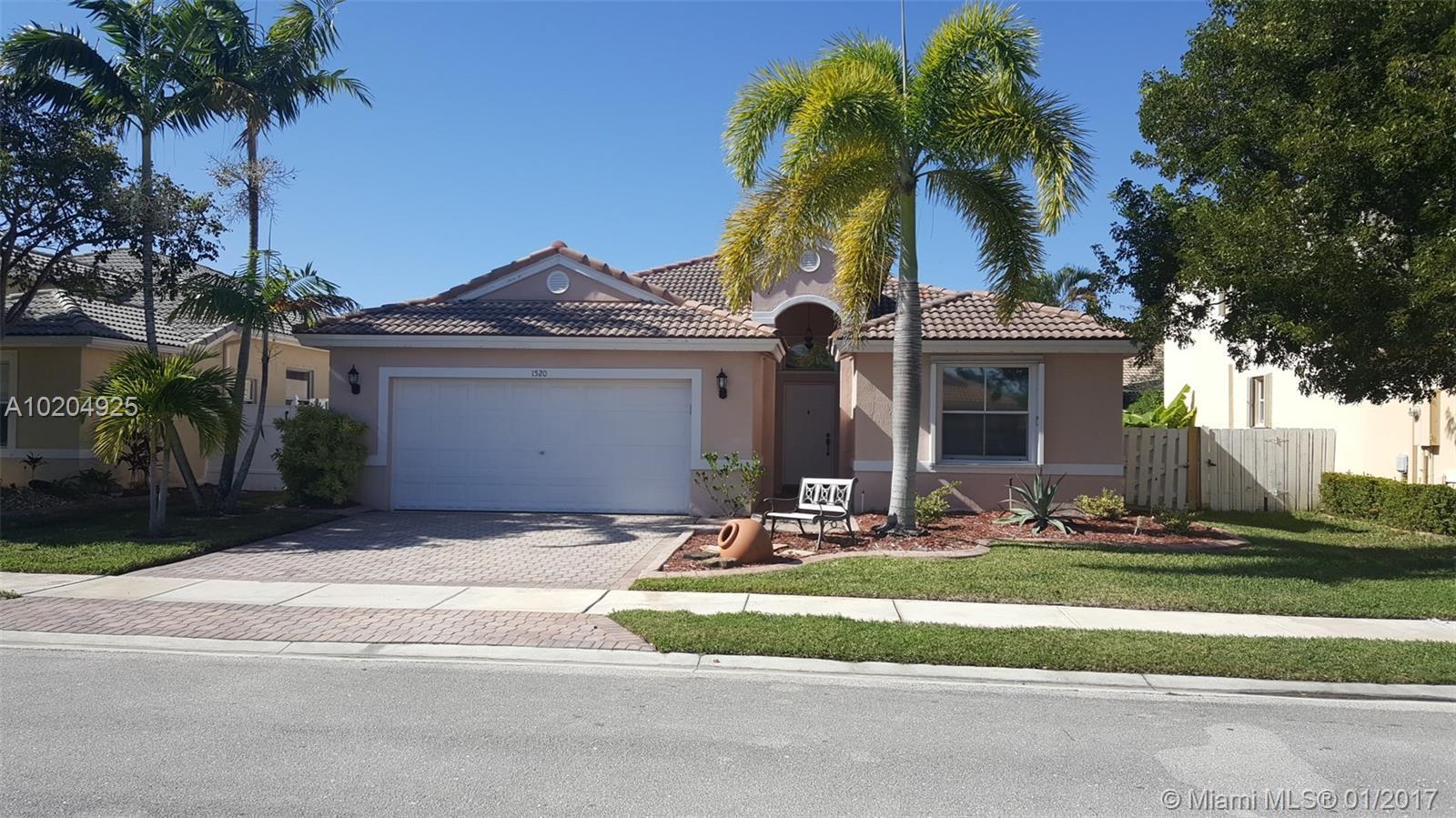Encantada Pembroke Pines, FL 33029 - Photo 30 of 32