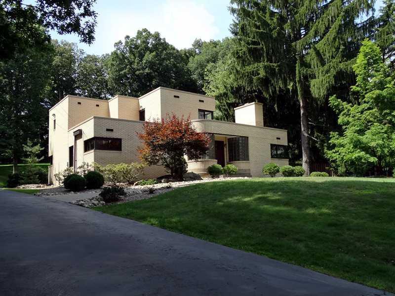 141 West Ingomar Road Pittsburgh, PA 15237 - Photo 1 of 23