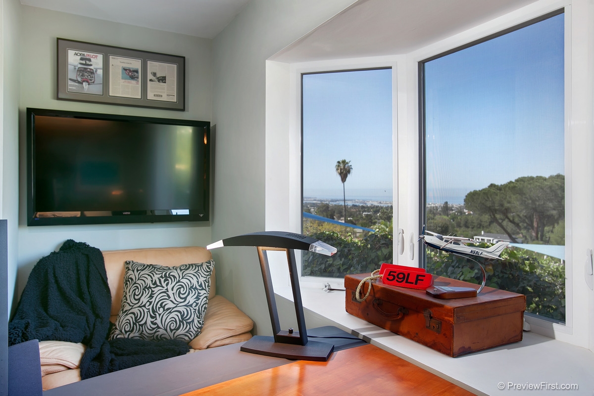 2367 Romney Road San Diego, CA 92109 - Photo 18 of 25 Gallery Image 18