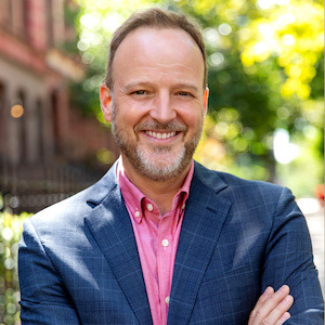 Headshot of Jeremiah Wiggins