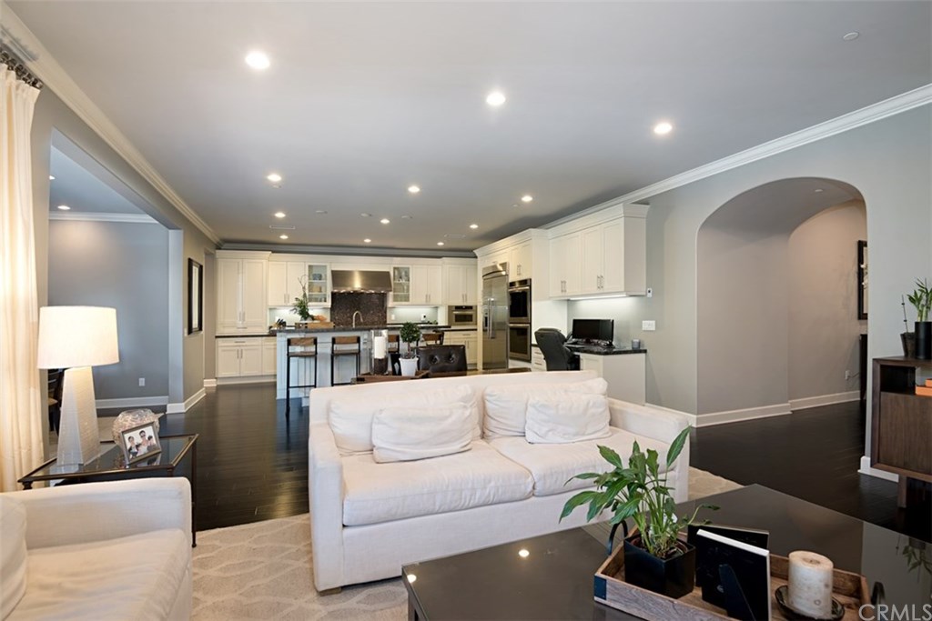 53 Livia Irvine, CA 92618 - Photo 7 of 67