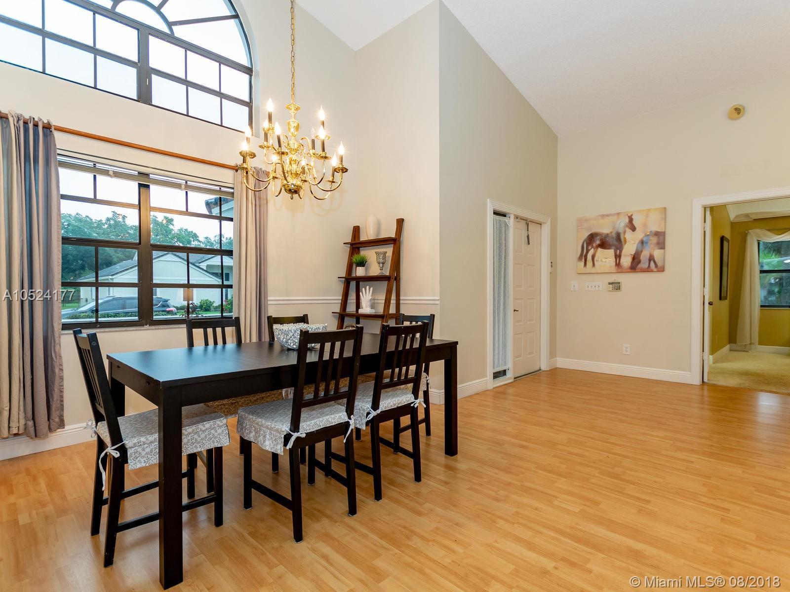 3044 Perriwinkle Circle Davie, FL 33328 - Photo 16 of 60