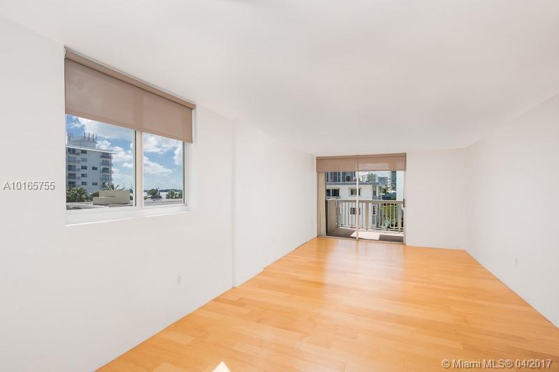 1670 Bay Road, Unit 5G Miami Beach, FL 33139 - Photo 3 of 20 Gallery Image 3