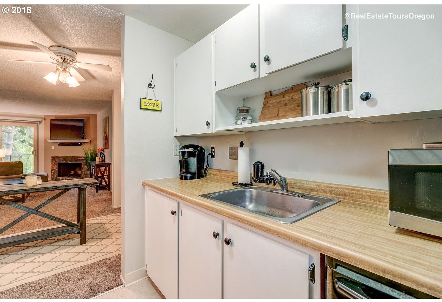12614 Northwest Barnes Road, Unit 11 Portland, OR 97229 - Photo 15 of 32 Gallery Image 15