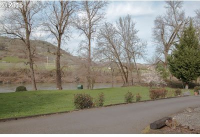 326 Tipton Road Roseburg, OR 97471 - Photo 21 of 25 Gallery Image 21