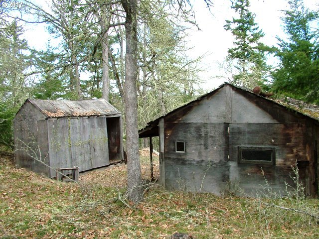 94 Oda Knight Road Lyle, WA 98635 - Photo 16 of 17 Gallery Image 16