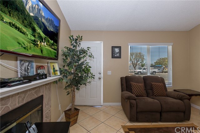 129 Avocado Avenue Perris, CA 92571 - Photo 4 of 18