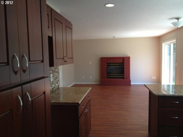 4440 Southeast Welch Road Gresham, OR 97080 - Photo 9 of 16 Gallery Image 9