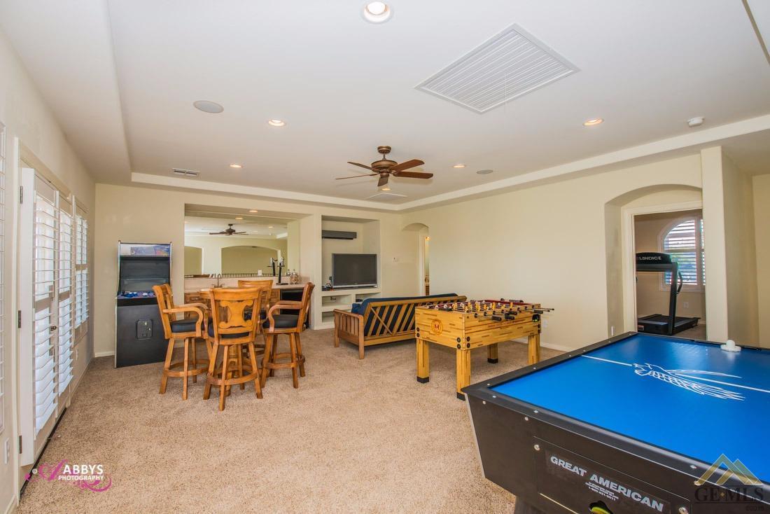 13407 Raphael Avenue Bakersfield, CA 93306 - Photo 19 of 40