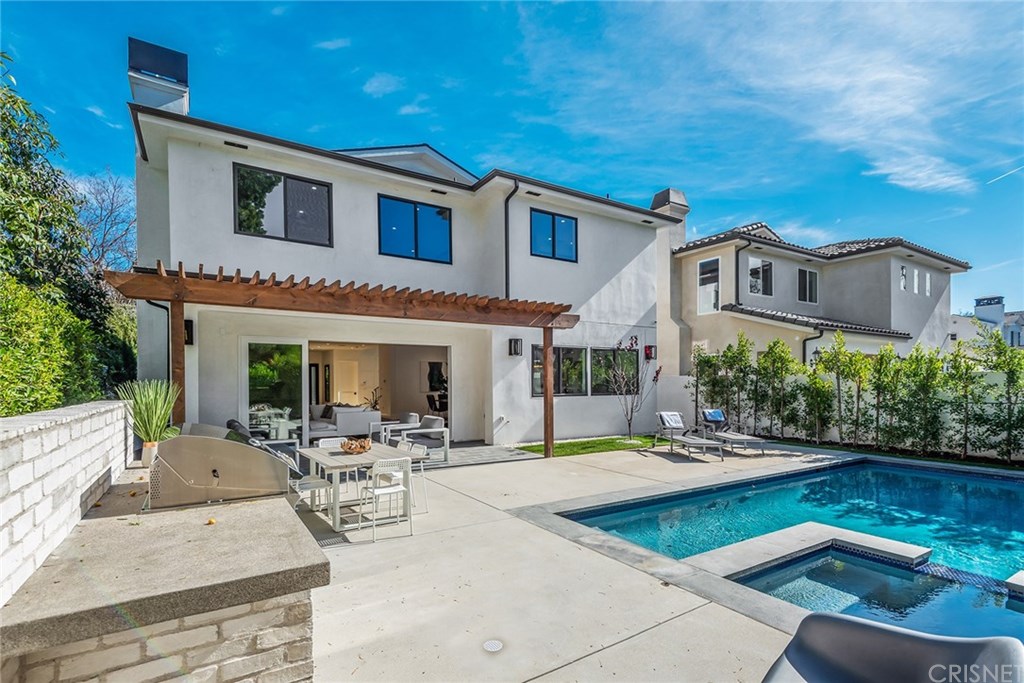 4537 Ben Avenue Studio City, CA 91607 - Photo 39 of 50