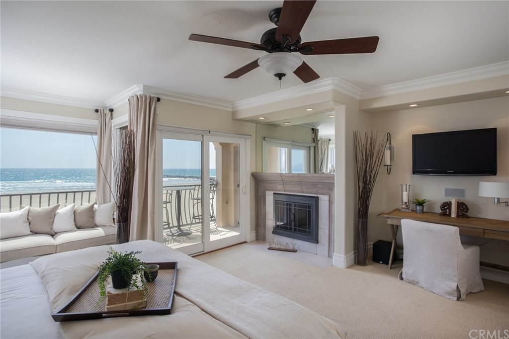 2608 West Oceanfront Newport Beach, CA 92663 - Photo 5 of 14