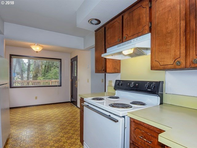 686 North Shepherd Road Washougal, WA 98671 - Photo 8 of 31