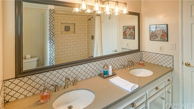 23565 Neargate Drive Newhall, CA 91321 - Photo 19 of 29