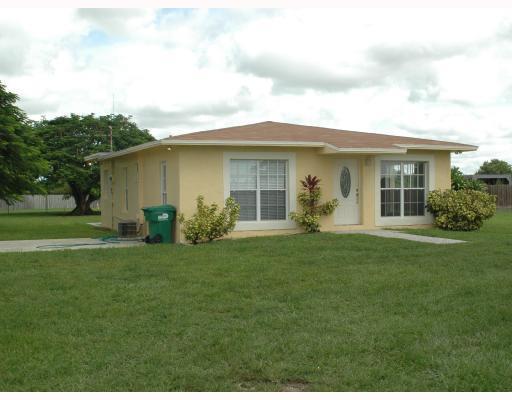 17450 Southwest 282nd Street Homestead, FL 33030 - Photo 2 of 8