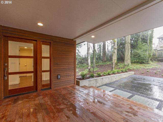 10050 Southwest 25th Avenue Portland, OR 97219 - Photo 16 of 16