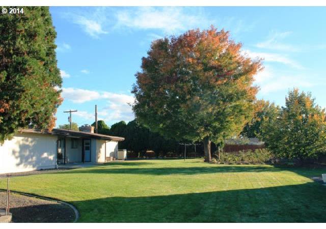 53287 West Ferndale Road Milton Freewater, OR 97862 - Photo 14 of 16