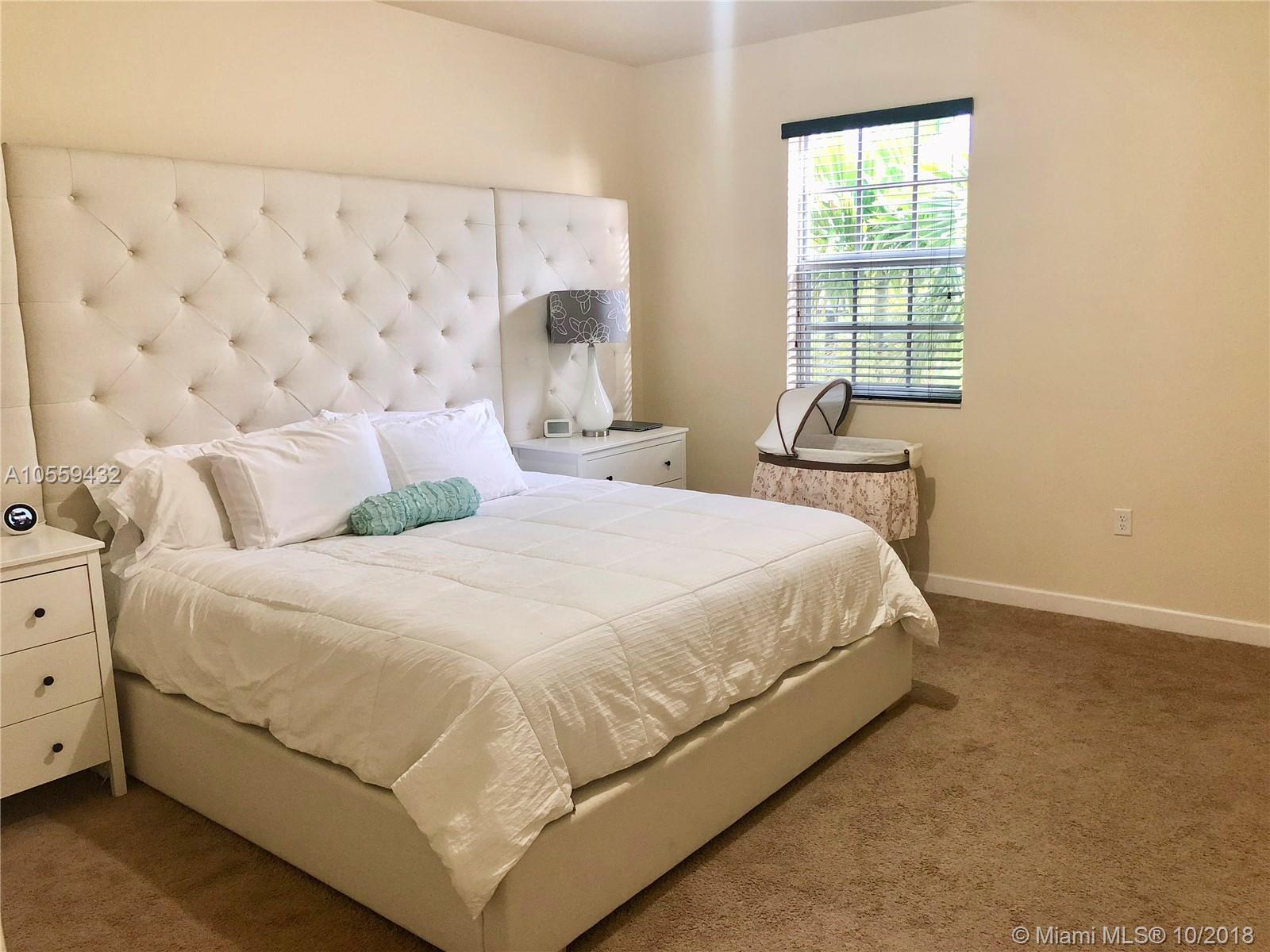 17035 Southwest 96th Street Miami, FL 33196 - Photo 11 of 20