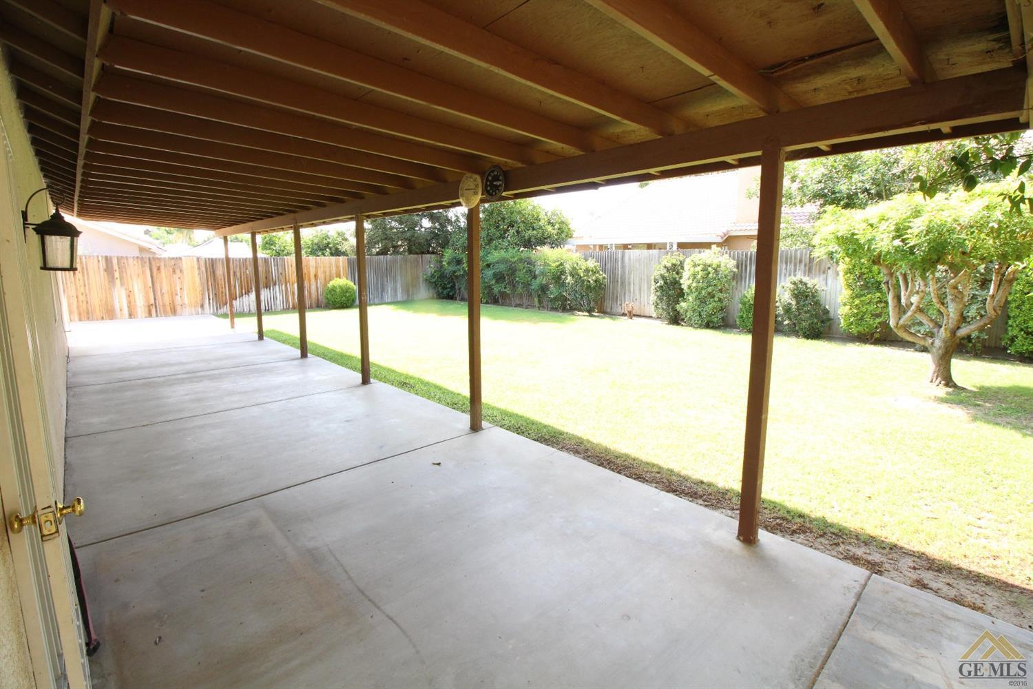 4021 Amherst Forest Road Bakersfield, CA 93313 - Photo 13 of 15 Gallery Image 13