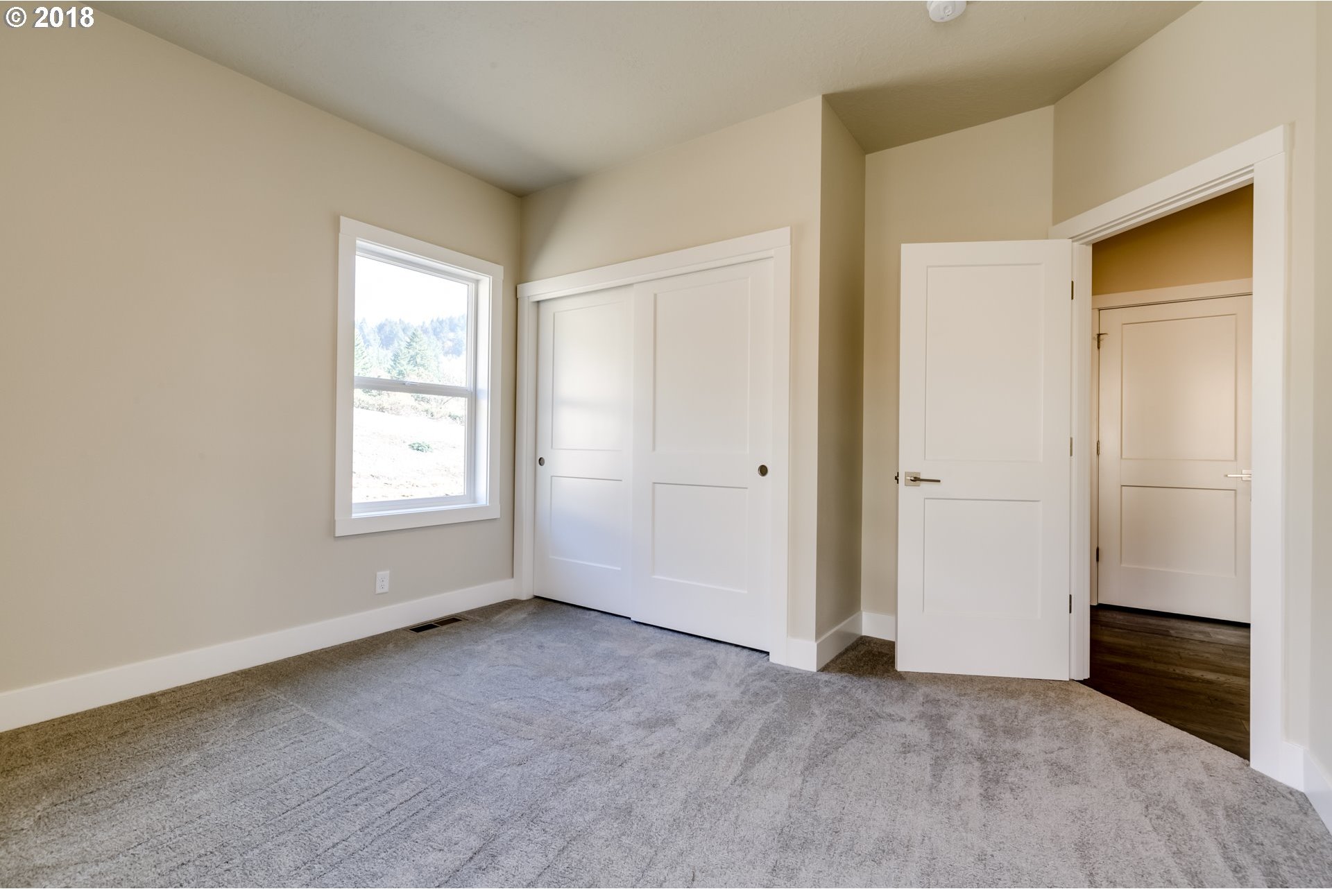 859 Mountaingate Drive Springfield, OR 97478 - Photo 20 of 28 Gallery Image 20