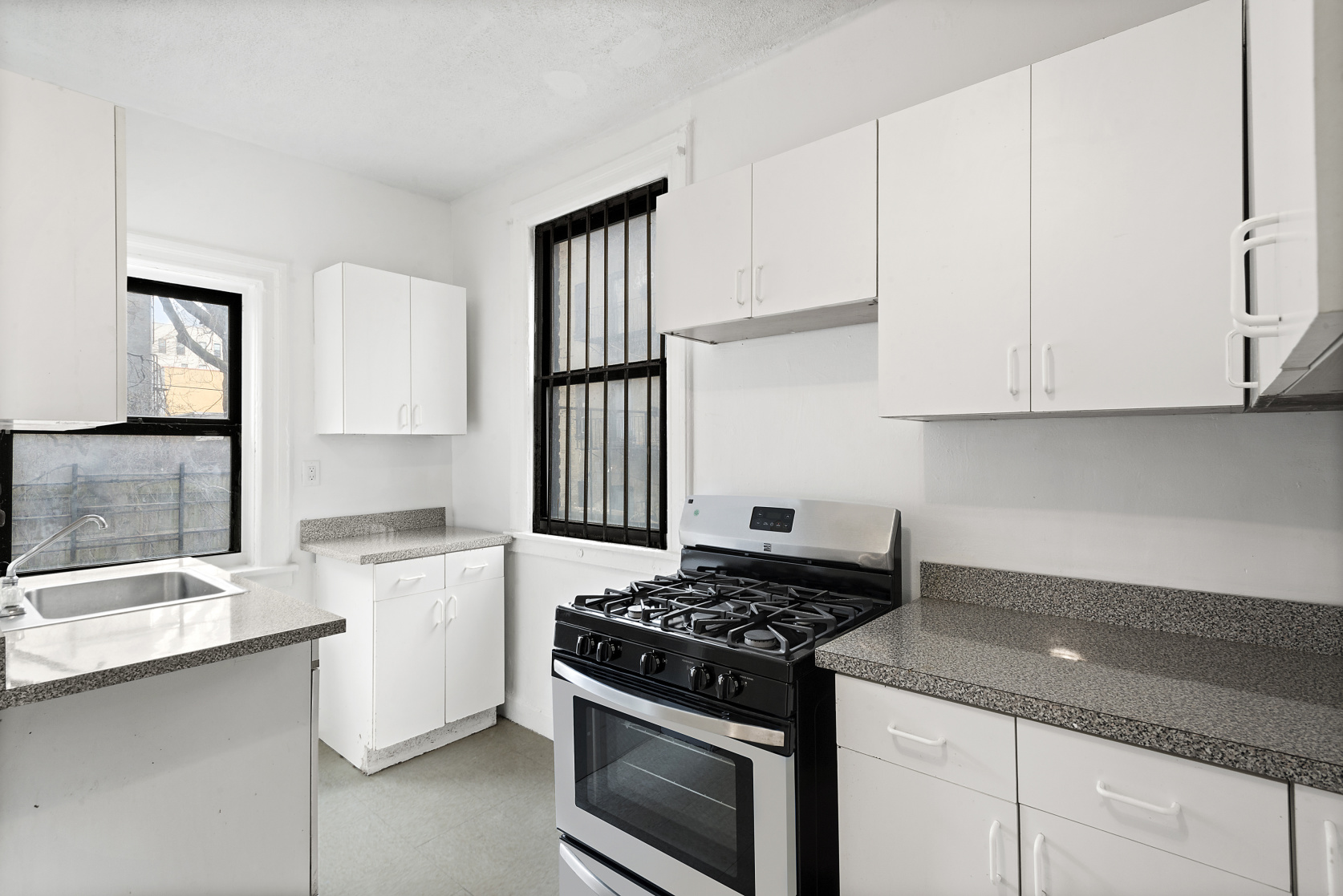 247 East 116th Street Manhattan, NY 10035 - Photo 6 of 8