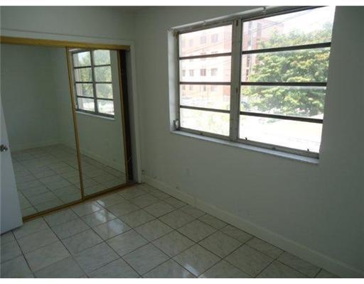 2491 Northwest 7th Street Miami, FL 33125 - Photo 8 of 13