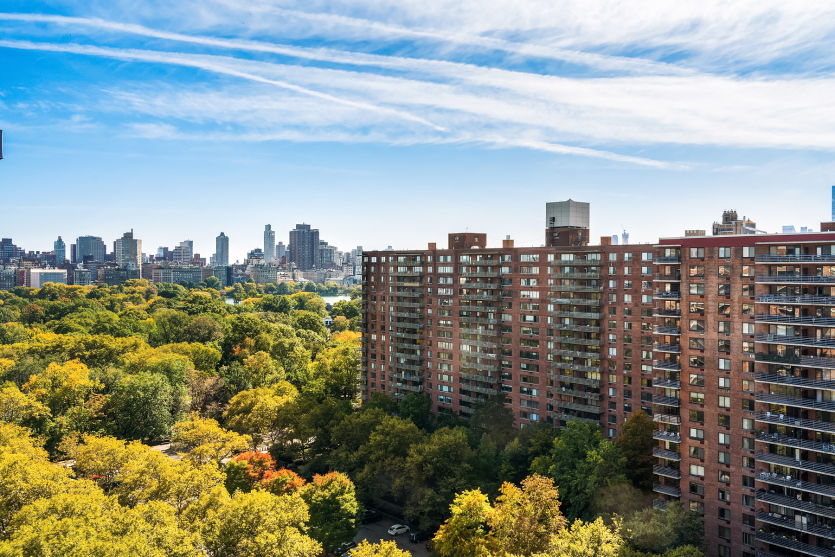 392 Central Park West, Unit 20L Manhattan, NY 10025 - Photo 6 of 8