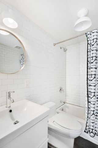 $2,560,000 | 80 Conselyea Street | Williamsburg