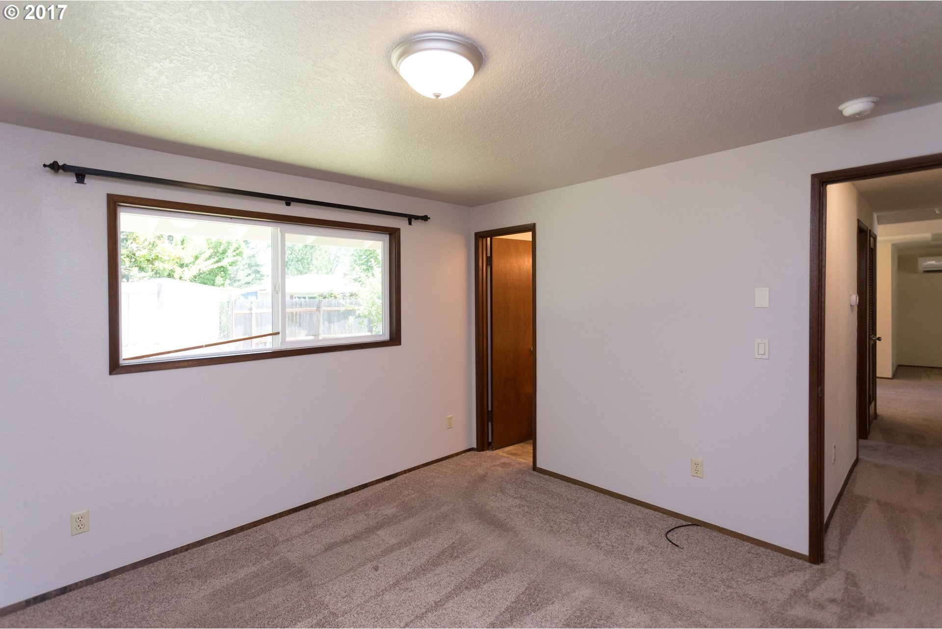 1870 Southwest 217th Avenue Beaverton, OR 97003 - Photo 17 of 30