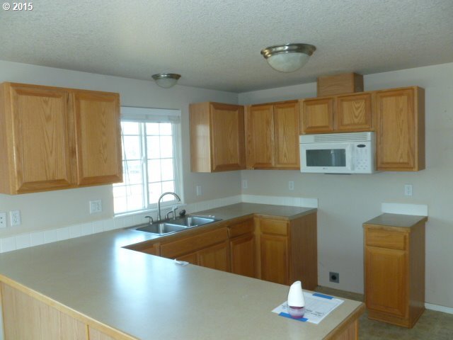 12000 Rees Street Northeast Donald, OR 97020 - Photo 4 of 12 Gallery Image 4