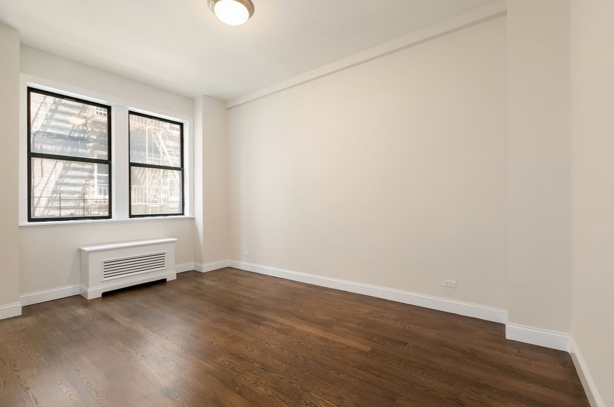 207 West 106th Street, Unit 7B Manhattan, NY 10025 - Photo 2 of 4