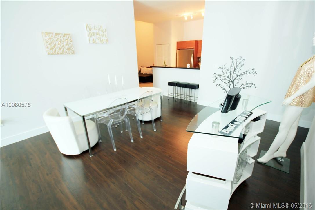 253 Northeast 2nd Street, Unit 308S Miami, FL 33132 - Photo 4 of 18
