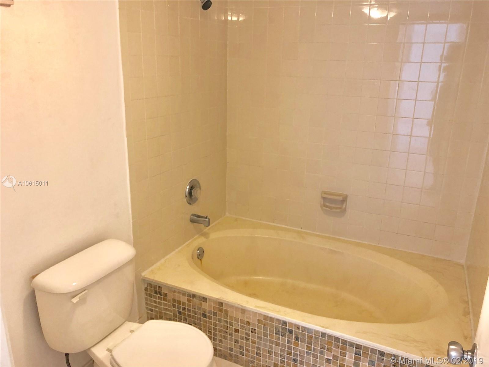 14357 Southwest 97th Lane Miami, FL 33186 - Photo 29 of 36