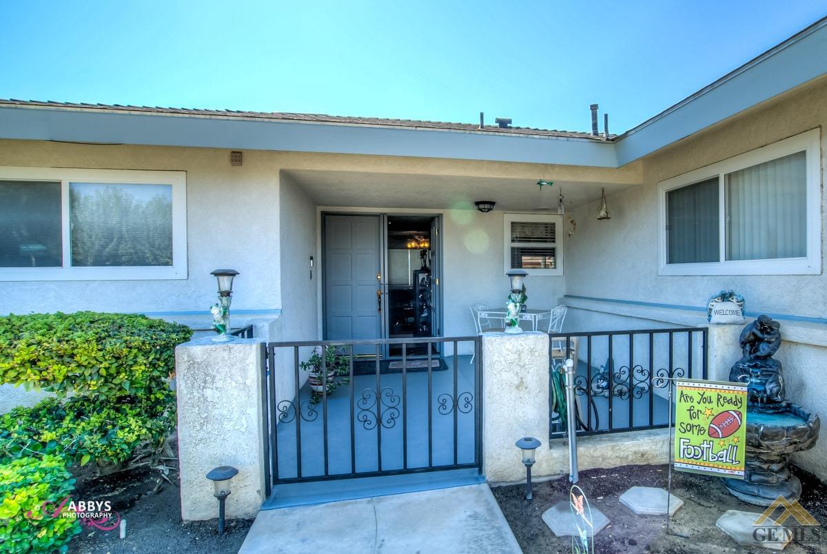 3601 Planz Road Bakersfield, CA 93309 - Photo 4 of 31