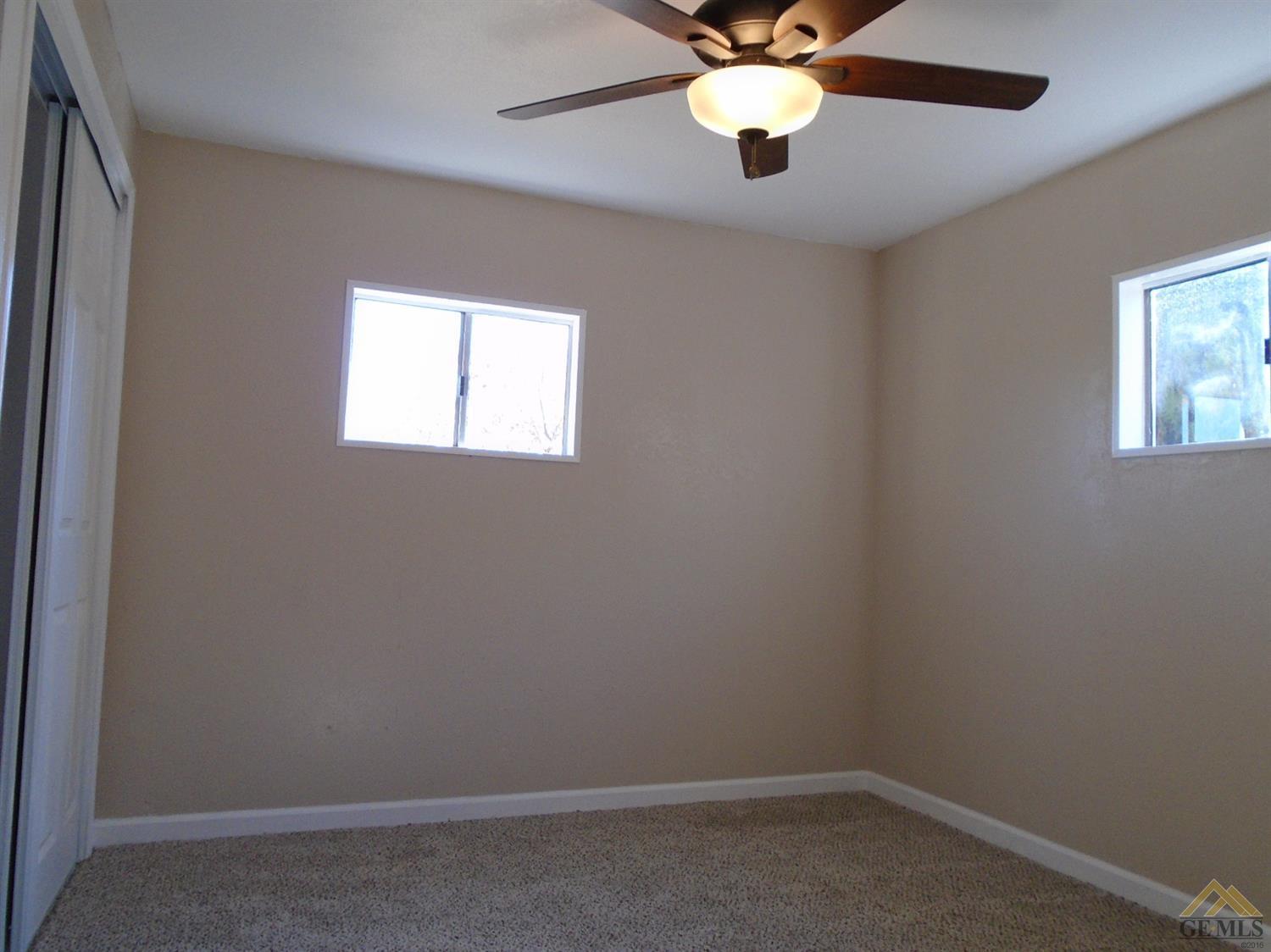 400 Decatur Street Bakersfield, CA 93308 - Photo 11 of 39 Gallery Image 11