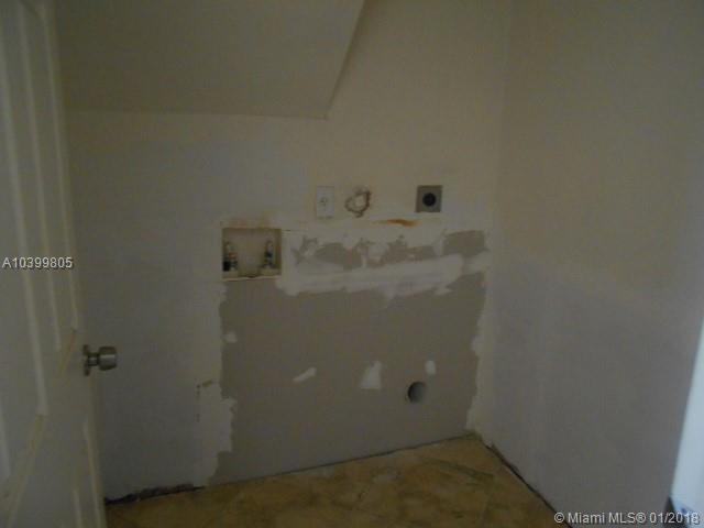 5217 Fletcher Street Hollywood, FL 33021 - Photo 9 of 31