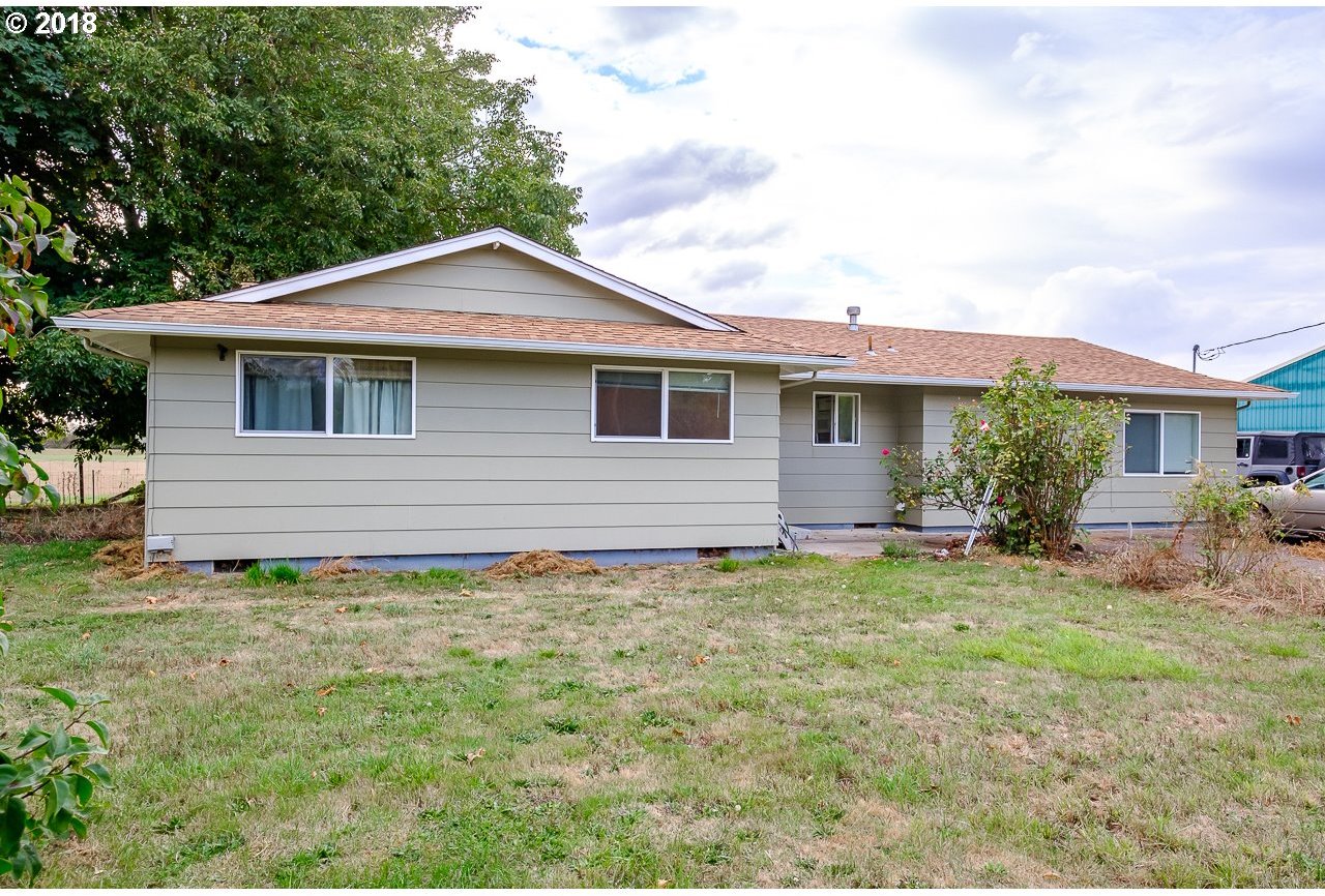 35842 Tennessee Road Southeast Albany, OR 97322 - Photo 12 of 32 Gallery Image 12