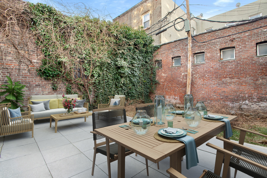 Grand Manor 404 Grand St, Brooklyn, NY 11211 - Photo 2 of 3