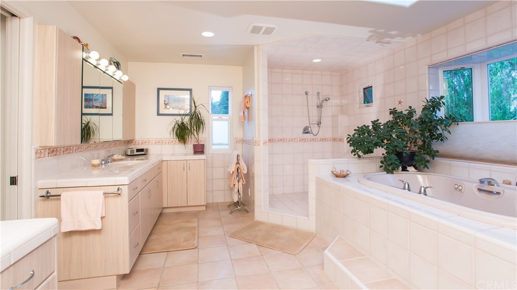 1801 Laurel Avenue Manhattan Beach, CA 90266 - Photo 33 of 42