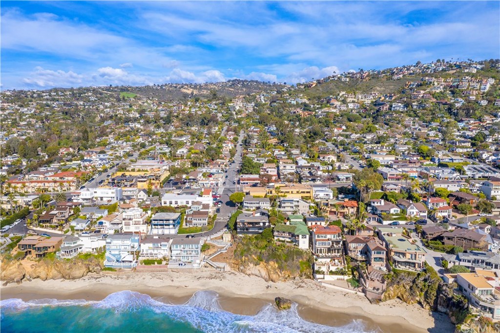 1810 Ocean Way Laguna Beach, CA 92651 - Photo 5 of 24 Arch Beach