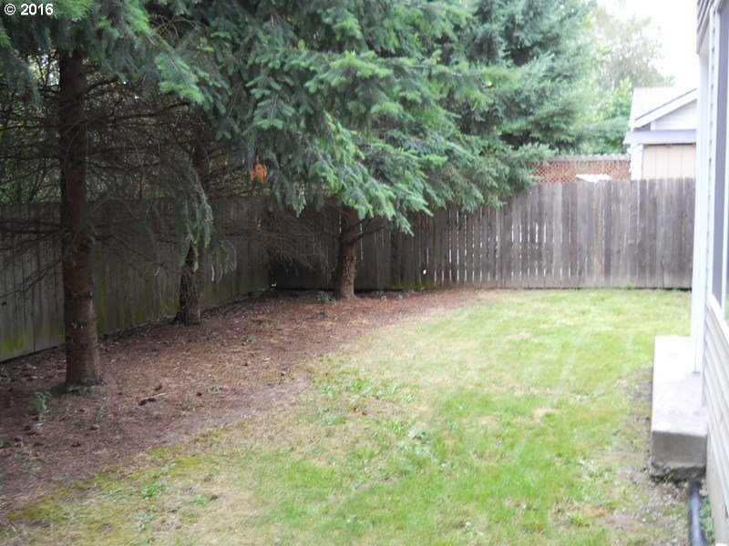 928 Northeast Mariners Loop Portland, OR 97211 - Photo 14 of 18 Gallery Image 14